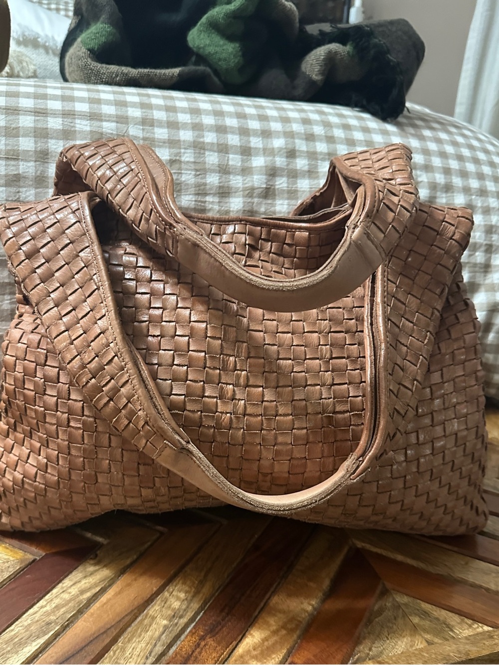 Woven Shoulder Hobo Bag in Tan Genuine Leather - Picture 2 of 6